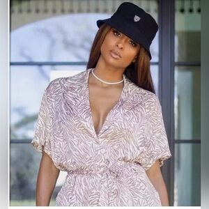 NWT Lita by Ciara Utility Belted Romper in Neutral Tiger    Size XXL